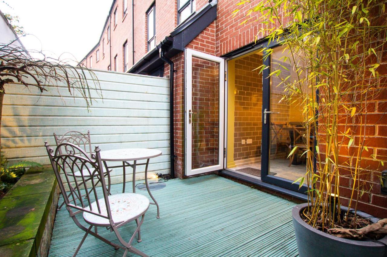 Charles St Chester City Townhouse By Rework Accommodation Exterior foto